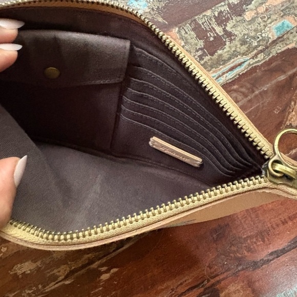 Hand Painted Sardine Madewell Tan Pouch - Picture 9 of 9